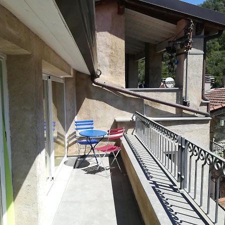הוילה Rocchetta Nervina Casa Poetto מראה חיצוני תמונה