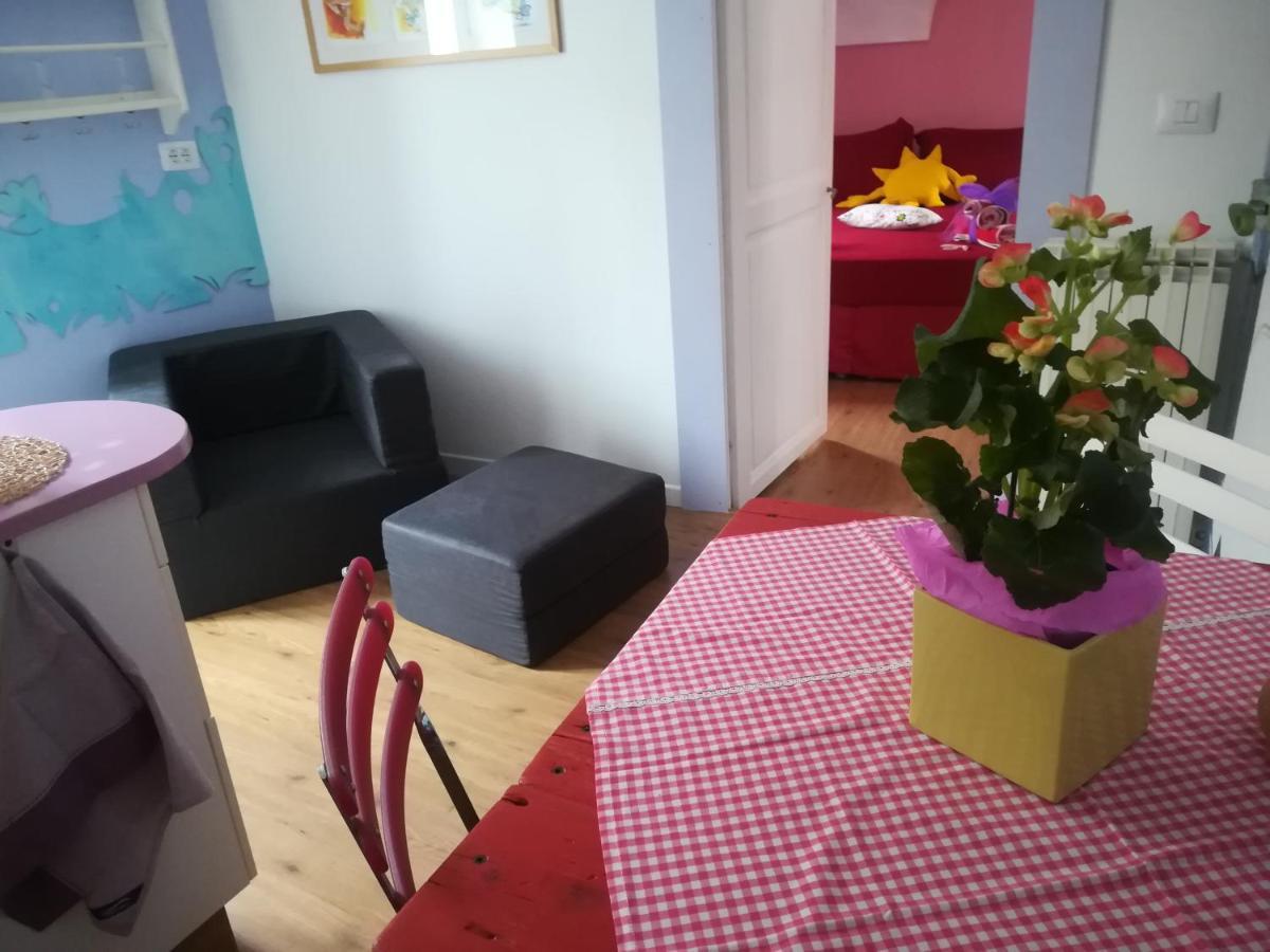 הוילה Rocchetta Nervina Casa Poetto מראה חיצוני תמונה