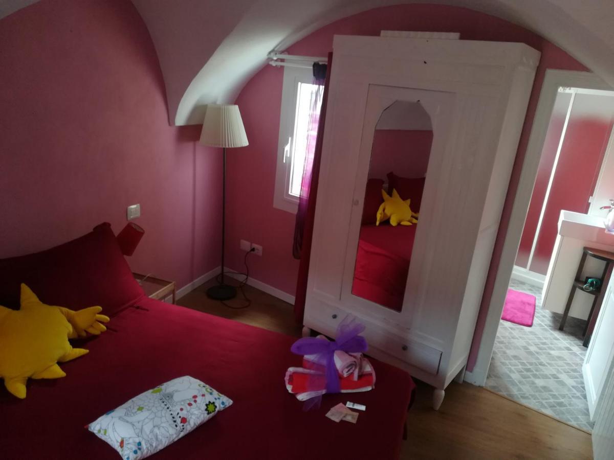 הוילה Rocchetta Nervina Casa Poetto מראה חיצוני תמונה